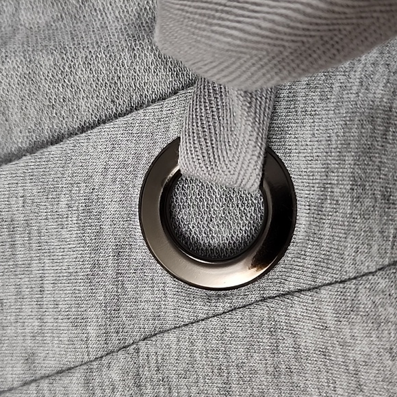 ⭐️3/ $30⭐️ Cable & Gauge Women's Grey Pullover Hoodie Lace Up Neck Sz XL - Picture 4 of 11